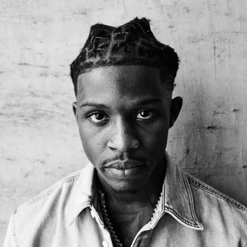 Black and White picture of quando rondo the rapper accusing lit durk of killing his cousin