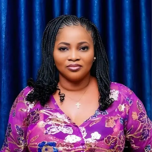 Busola Oke