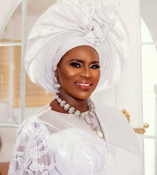 Iya Rainbow Biography